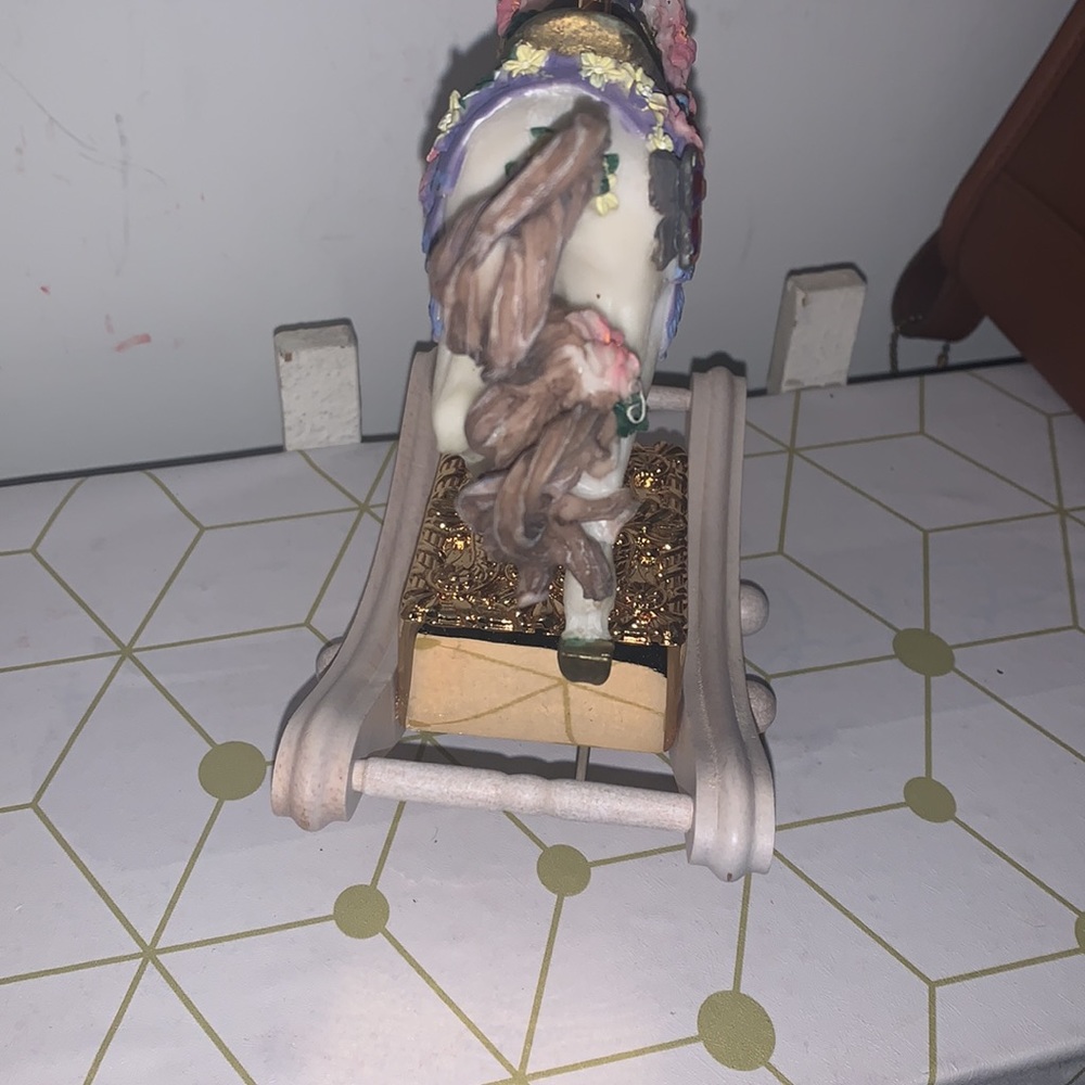 Musical Carousel Horse - Picture 4 of 9
